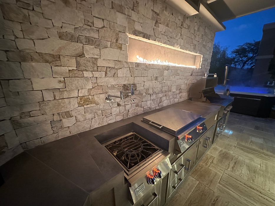 Luxury Outdoor Kitchen BBQ Grill Island